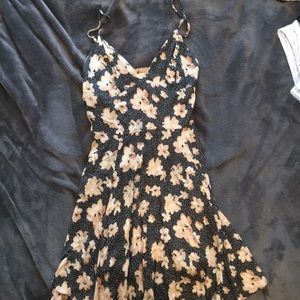 BRAND NEW w/ TAGS Urban Outfitters cute dress